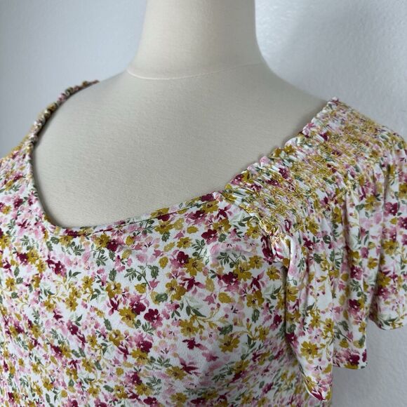 Torrid Top Women Size 1X Super Soft Smocked Flutter Sleeve Floral Cottagecore - Picture 8 of 13